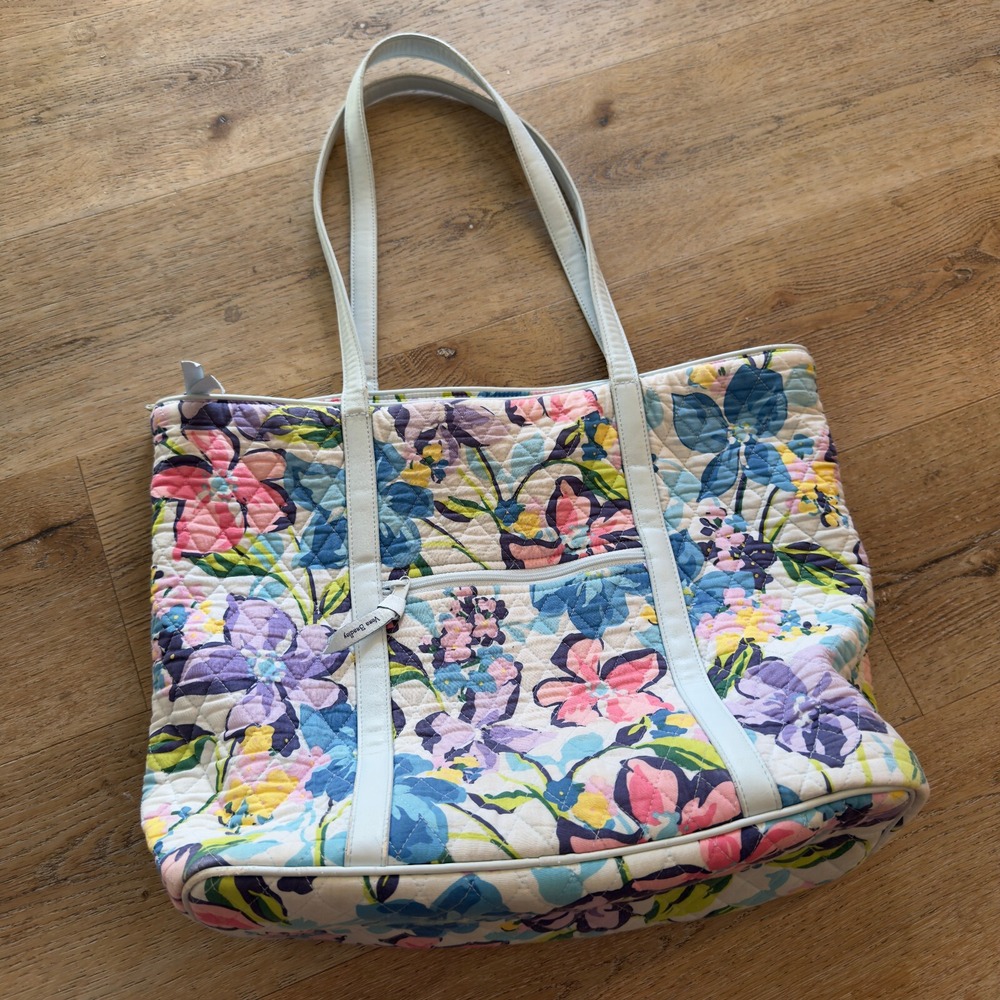 Vera Bradley Tote Bag Floral Weekender Quilted Cotton 18" x 15" Travel Bag